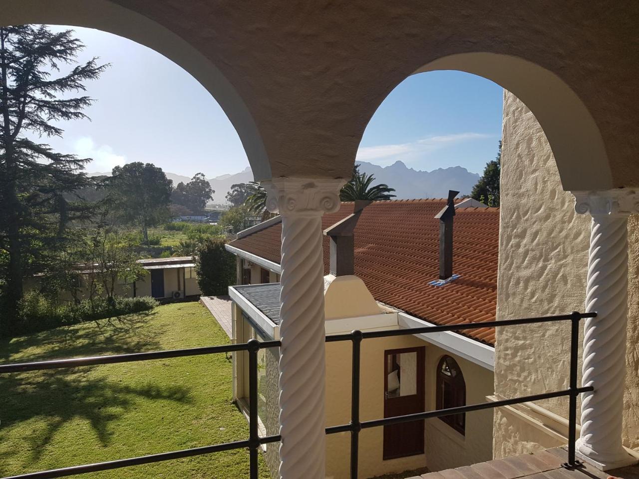 Te Amo Guesthouse Стелленбос Экстерьер фото